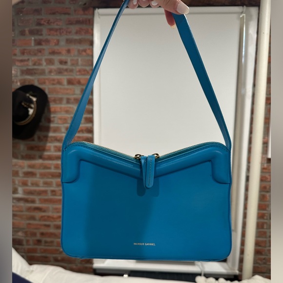 Mansur Gavriel Logo Engraved Zipped Shoulder Bag! - Picture 5 of 6